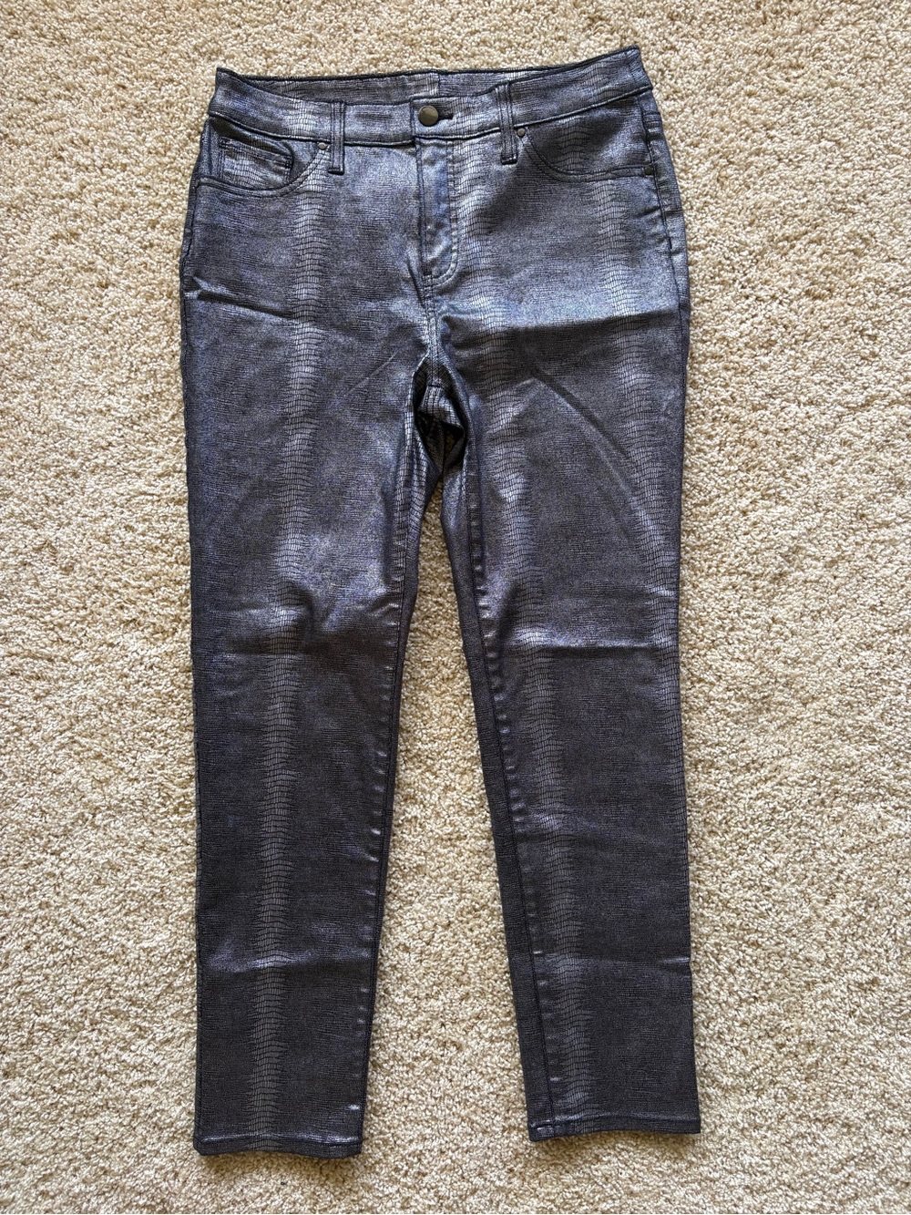 Chico’s So Slimming Coated Gator Print Ankle Jeans‎ Gunmetal Black Size 1 / US 8
